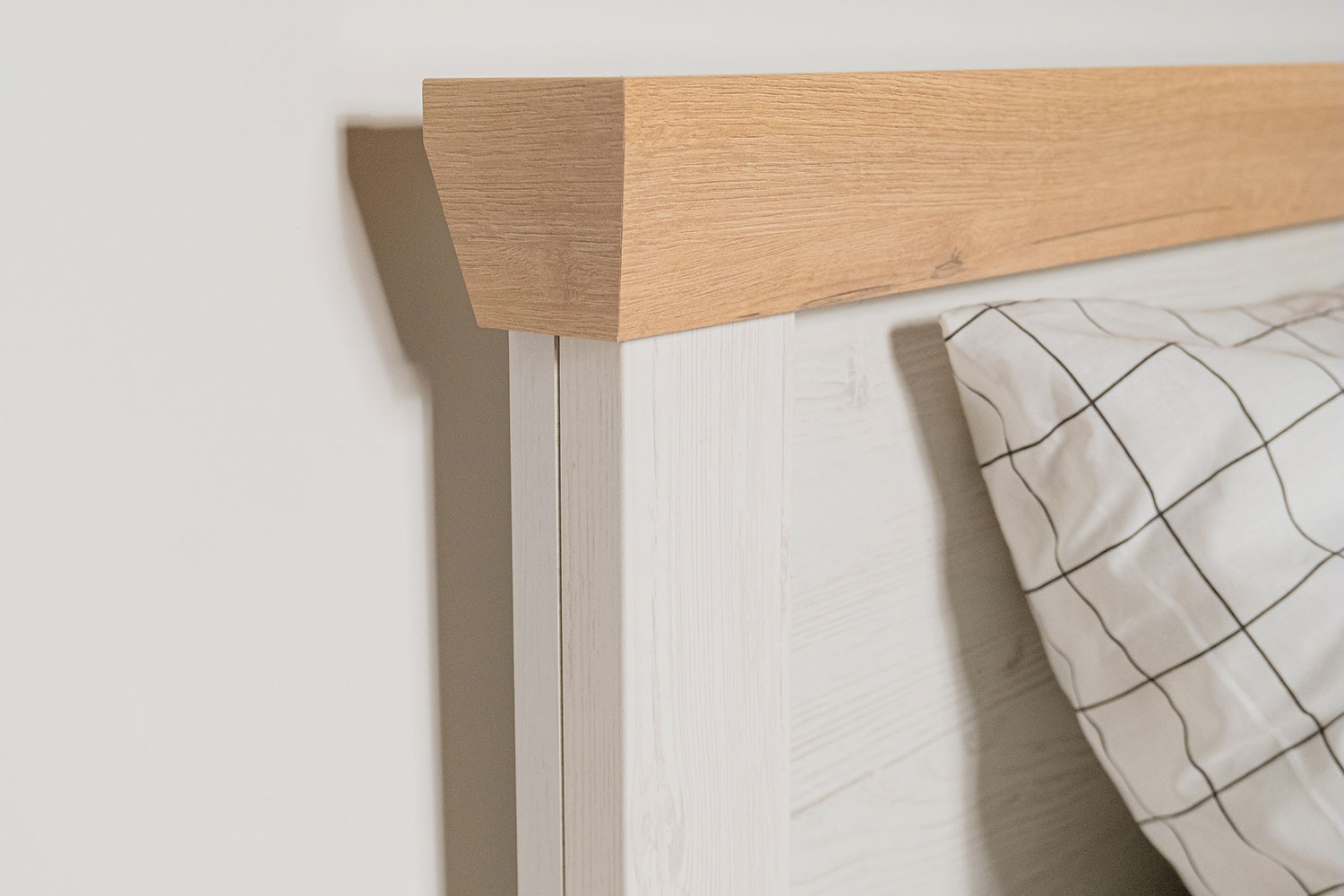 Двуспальные кровати - изображение №15 "Кровать Магнум 160 х 200"  на www.Angstrem-mebel.ru