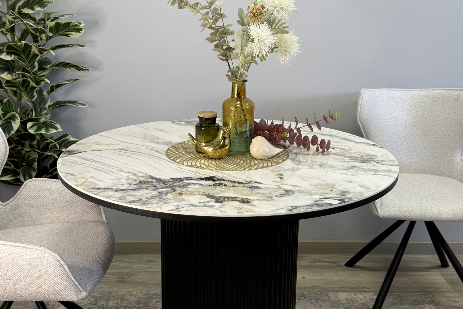 Обеденные столы - изображение №6 "Стол Галло обеденный керамика/гранит арктический глянец"  на www.Angstrem-mebel.ru